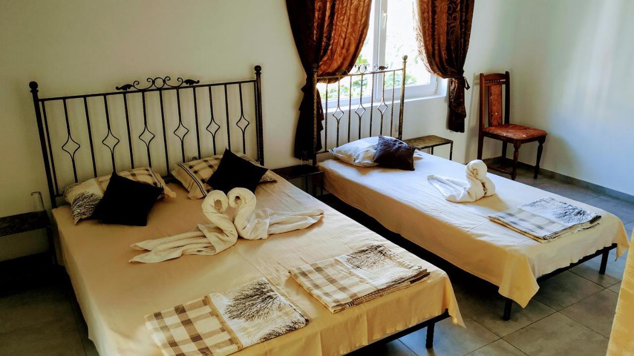 Dracena Guesthouse Ravda Luaran gambar