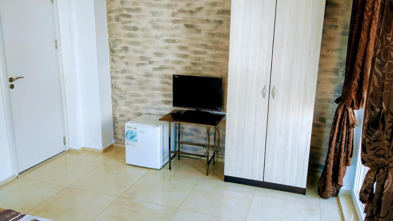 Dracena Guesthouse Ravda Luaran gambar