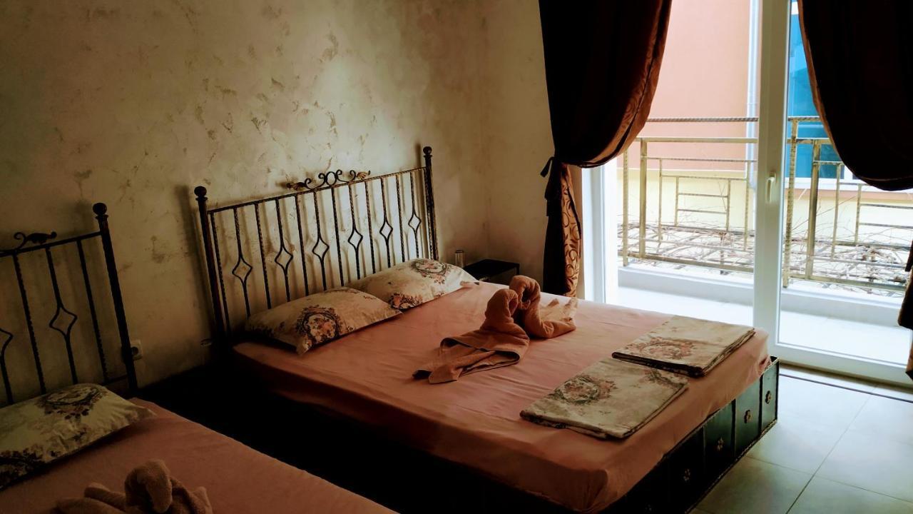 Dracena Guesthouse Ravda Luaran gambar