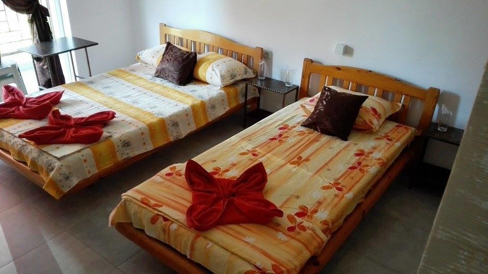 Dracena Guesthouse Ravda Luaran gambar