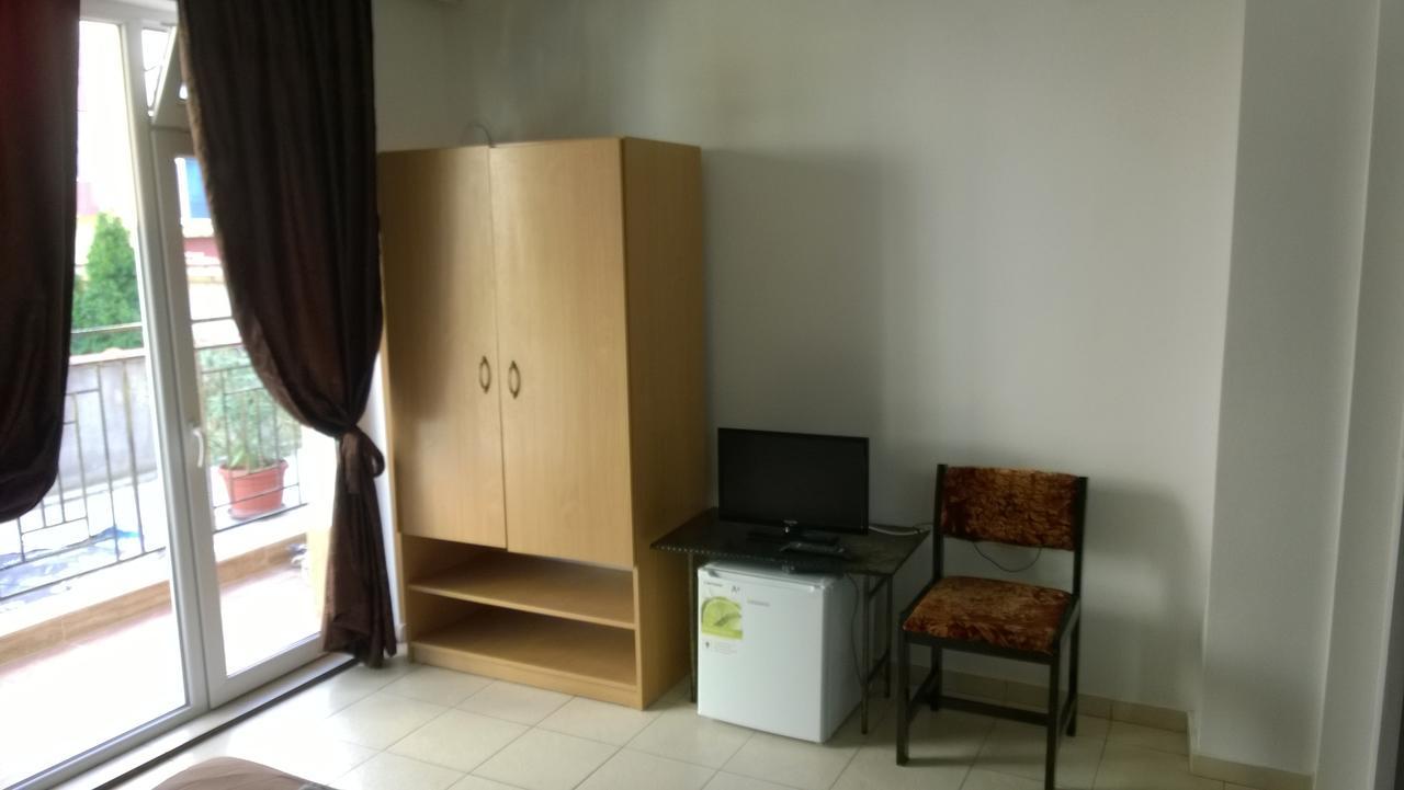 Dracena Guesthouse Ravda Luaran gambar