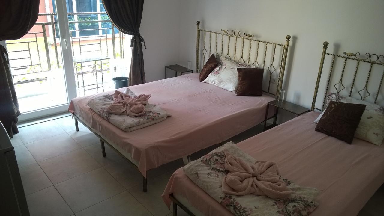 Dracena Guesthouse Ravda Luaran gambar