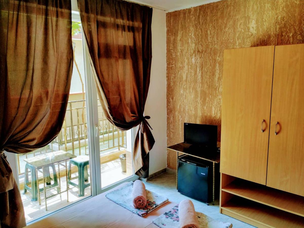Dracena Guesthouse Ravda Luaran gambar